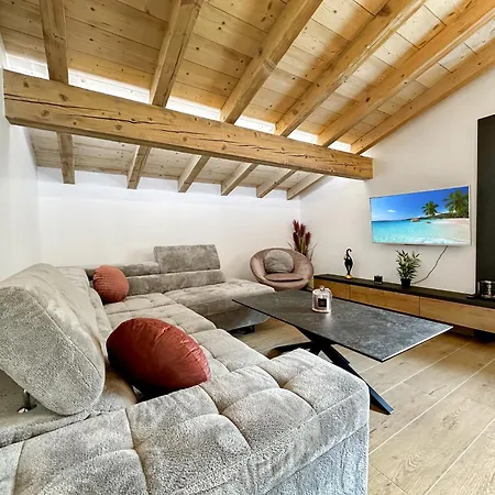 Dynastic Penthouse - 4 Valleys - Swiss Alps Apartment